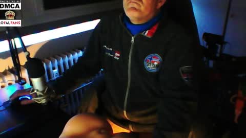        call me  Stefan online show from February 2, 2025, 6:37 am