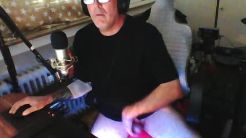 Snapshot of luckyfreak1 chatting on July 13, 2026, 1:03 pm call me Stefan online show from July 13, 2026, 1:03 pm