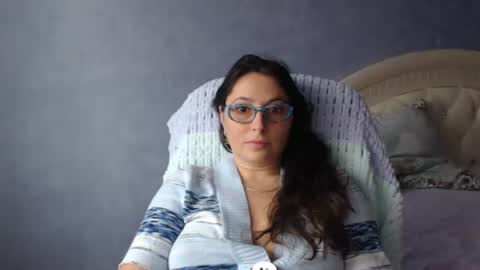 luckylinda23 online show from October 10, 2025, 10:25 am