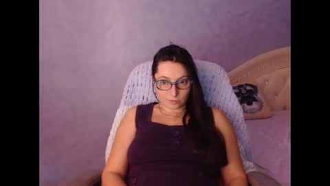 luckylinda23 online show from February 1, 2026, 4:27 pm