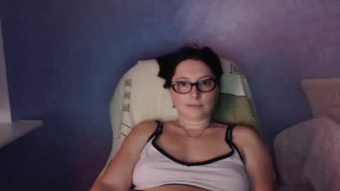 luckylinda23 online show from June 30, 2026, 9:16 pm