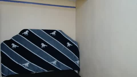 luckyluna online show from September 9, 2025, 11:32 am