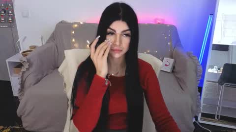 Monika online show from October 4, 2025, 10:13 am