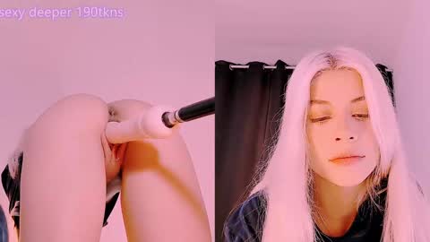 luckysapphire777 online show from December 21, 2024, 11:44 am