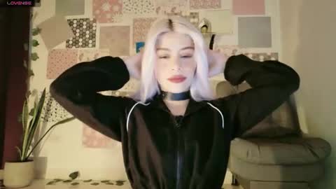 Snapshot of luckysapphire777 chatting on July 26, 2026, 12:23 pm luckysapphire777 online show from July 26, 2026, 12:23 pm