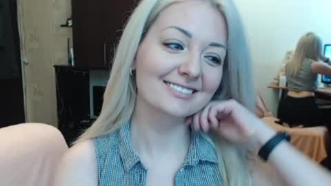 LuckyShot online show from April 22, 2026, 1:45 pm