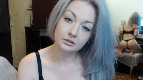 Snapshot of luckyshotgirl chatting on July 17, 2026, 5:18 pm LuckyShot online show from July 17, 2026, 5:18 pm