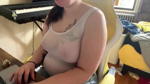 Lucky online show from November 16, 2025, 6:02 pm