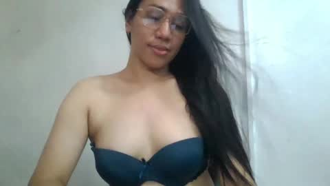 Snapshot of luckyts_cumx chatting on May 2, 2026, 4:06 am luckyts_cumx online show from May 2, 2026, 4:06 am