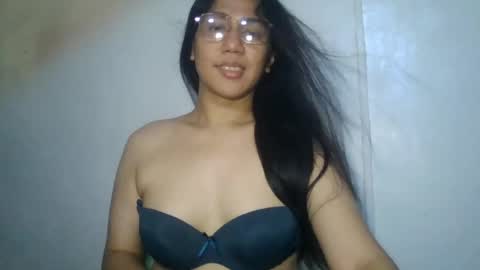 Snapshot of luckyts_cumx chatting on May 17, 2026, 12:41 am luckyts_cumx online show from May 17, 2026, 12:41 am
