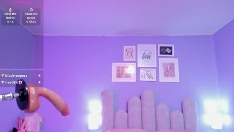 Lu online show from September 30, 2025, 7:30 pm