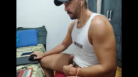 Snapshot of lucx2026 chatting on June 11, 2026, 2:44 am lucx2026 online show from June 11, 2026, 2:44 am