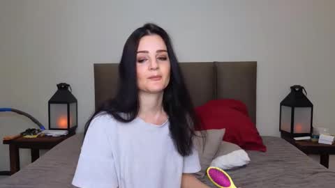 Lucy online show from October 2, 2025, 9:11 pm