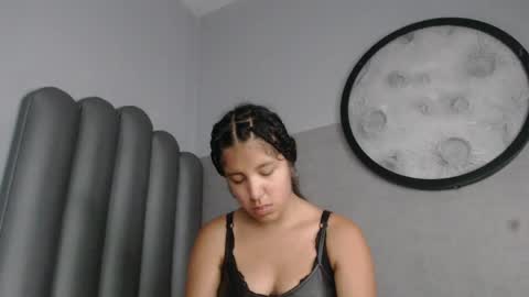   online show from April 19, 2026, 4:45 am