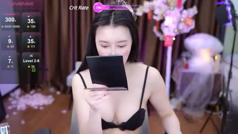 Lucy online show from February 21, 2025, 2:17 am