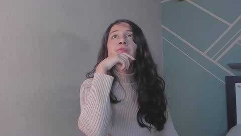 Lucy Herrera online show from October 11, 2025, 1:05 am