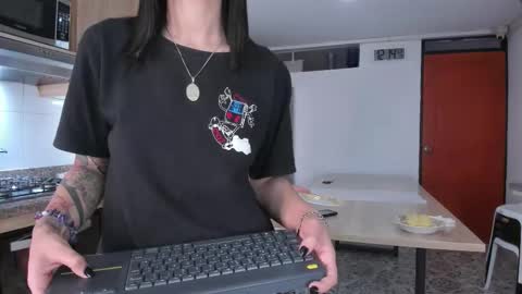 Your Lucy online show from November 22, 2025, 5:17 am