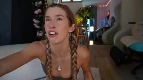 Snapshot of lucy_gooosey chatting on July 24, 2026, 12:30 am Lucy. online show from July 24, 2026, 12:30 am