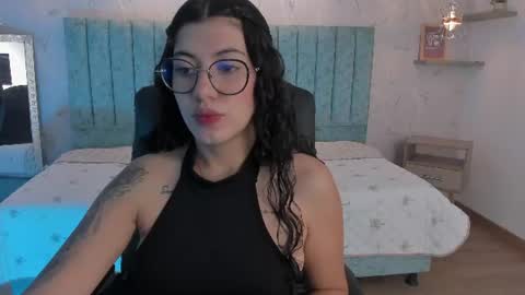 Snapshot of lucy_greys_ chatting on August 6, 2026, 11:34 am Lucy Greys online show from August 6, 2026, 11:34 am