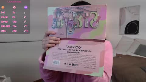 Luciana online show from March 9, 2025, 3:01 am