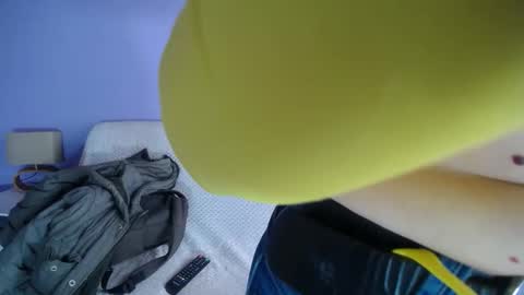  SleepyAbuela online show from April 20, 2026, 1:03 pm