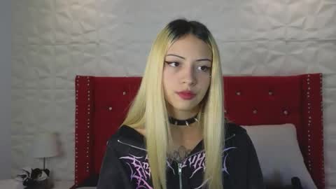 PINK online show from October 27, 2025, 3:49 pm