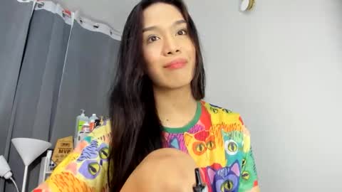 lucy_shane online show from November 25, 2025, 8:58 am