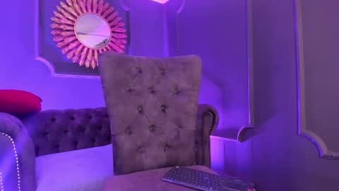 Lucy  online show from December 4, 2024, 9:57 pm