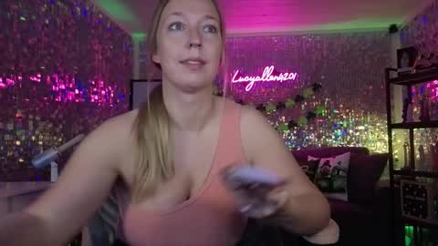 lucyallen4201 online show from March 19, 2026, 10:30 am
