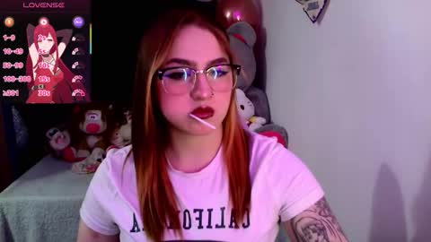 Snapshot of lucycherry__ chatting on October 24, 2025, 2:41 am LUCIA online show from October 24, 2025, 2:41 am
