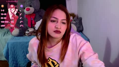Snapshot of lucycherry__ chatting on November 9, 2025, 7:17 am LUCIA online show from November 9, 2025, 7:17 am