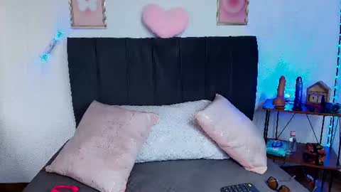 Snapshot of lucyfer_111 chatting on June 14, 2026, 8:22 pm sam online show from June 14, 2026, 8:22 pm