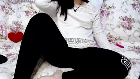 LucyGoldS online show from December 15, 2024, 11:34 am