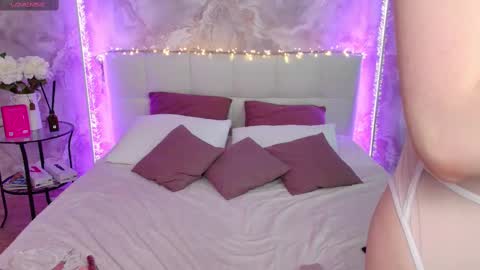 Lucy online show from March 5, 2025, 9:49 am