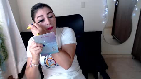 LUCY online show from December 6, 2024, 12:27 pm