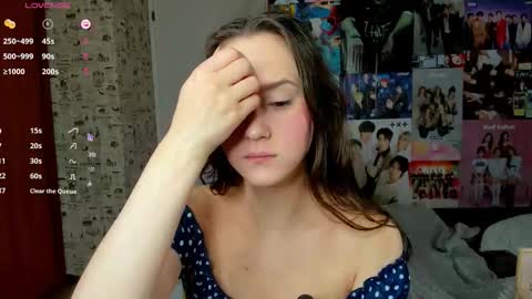 Lucy Rose online show from September 29, 2025, 4:50 am