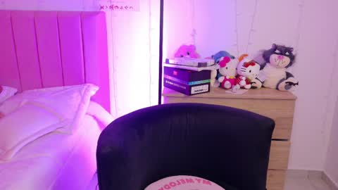 LUCYY FROM HOME  online show from October 21, 2025, 1:50 am