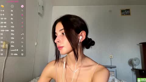Snapshot of ludivinablice chatting on July 23, 2026, 1:42 pm Mika online show from July 23, 2026, 1:42 pm