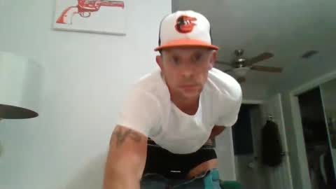 luiggii0904 online show from December 15, 2024, 1:24 am