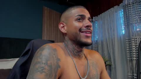 Luigi Vitale online show from December 8, 2024, 10:03 pm