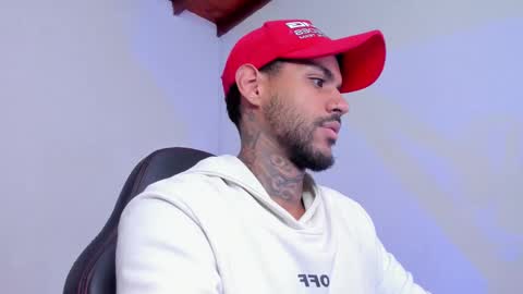 Luigi Vitale online show from November 27, 2025, 8:16 am