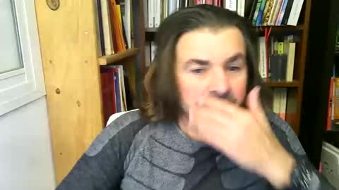 LUIGIJOHN online show from November 24, 2025, 6:40 pm