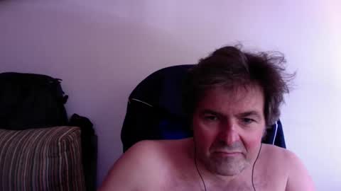 Snapshot of luigijohn chatting on March 29, 2026, 11:43 am LUIGIJOHN online show from March 29, 2026, 11:43 am