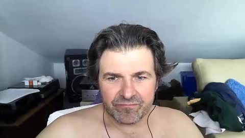 Snapshot of luigijohn chatting on May 11, 2026, 5:21 pm LUIGIJOHN online show from May 11, 2026, 5:21 pm