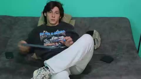 Luigi online show from February 4, 2025, 8:59 pm