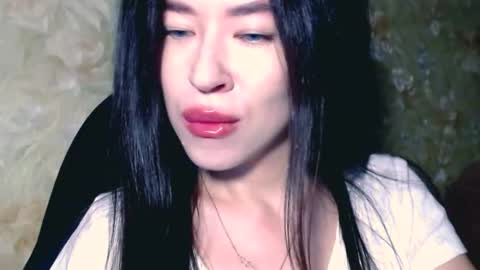 luisa lovedom online show from September 21, 2025, 7:21 am