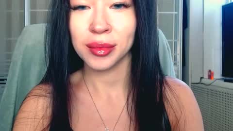 luisa lovedom online show from September 27, 2025, 9:47 am