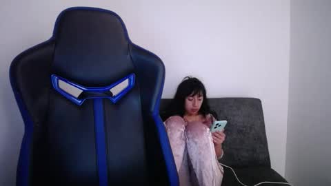 luisa_homes online show from November 30, 2025, 6:34 pm