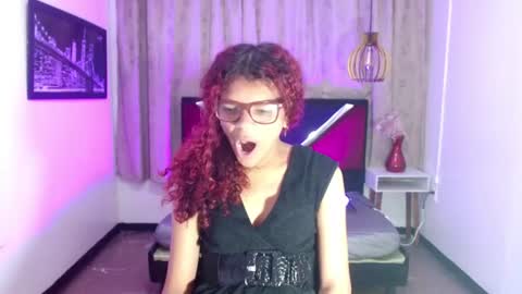 Snapshot of luisa_torres__ chatting on July 1, 2026, 3:08 am luisa_torres__ online show from July 1, 2026, 3:08 am