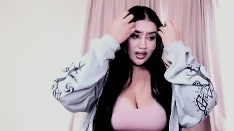 Luisa Diaz online show from May 18, 2026, 4:13 pm
